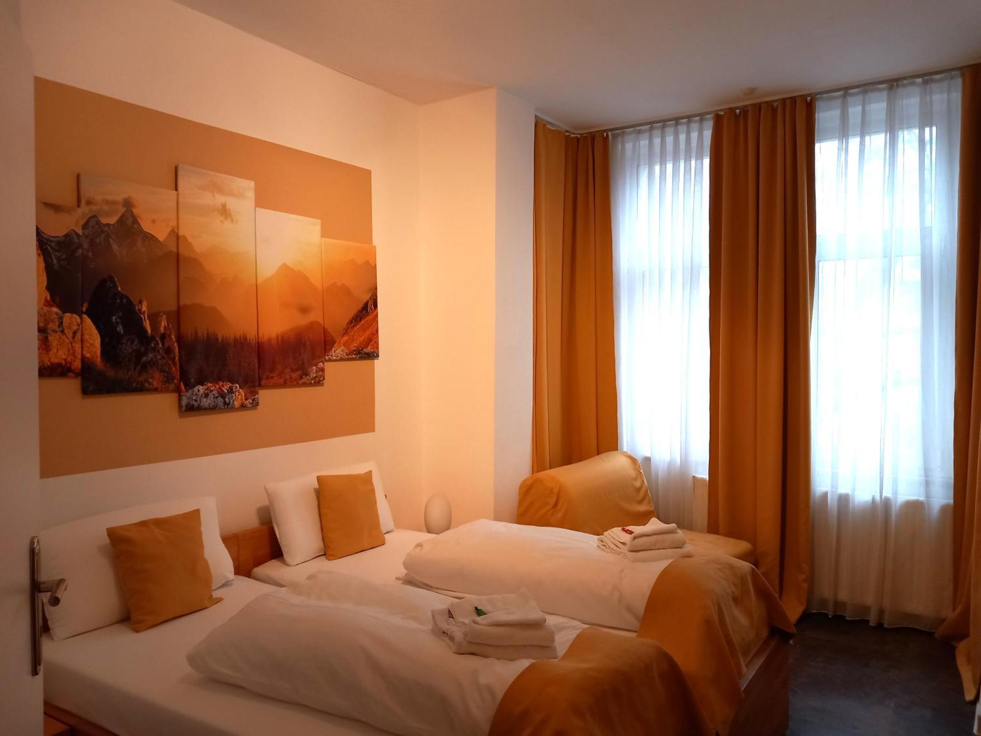 Hotel Karolinger 뒤셀도르프 외부 사진
